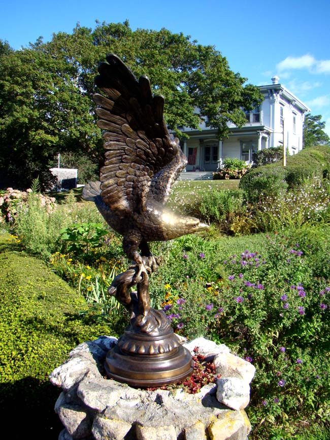 A fabulous bronze American eagle, unsigned, 20th century — image 3